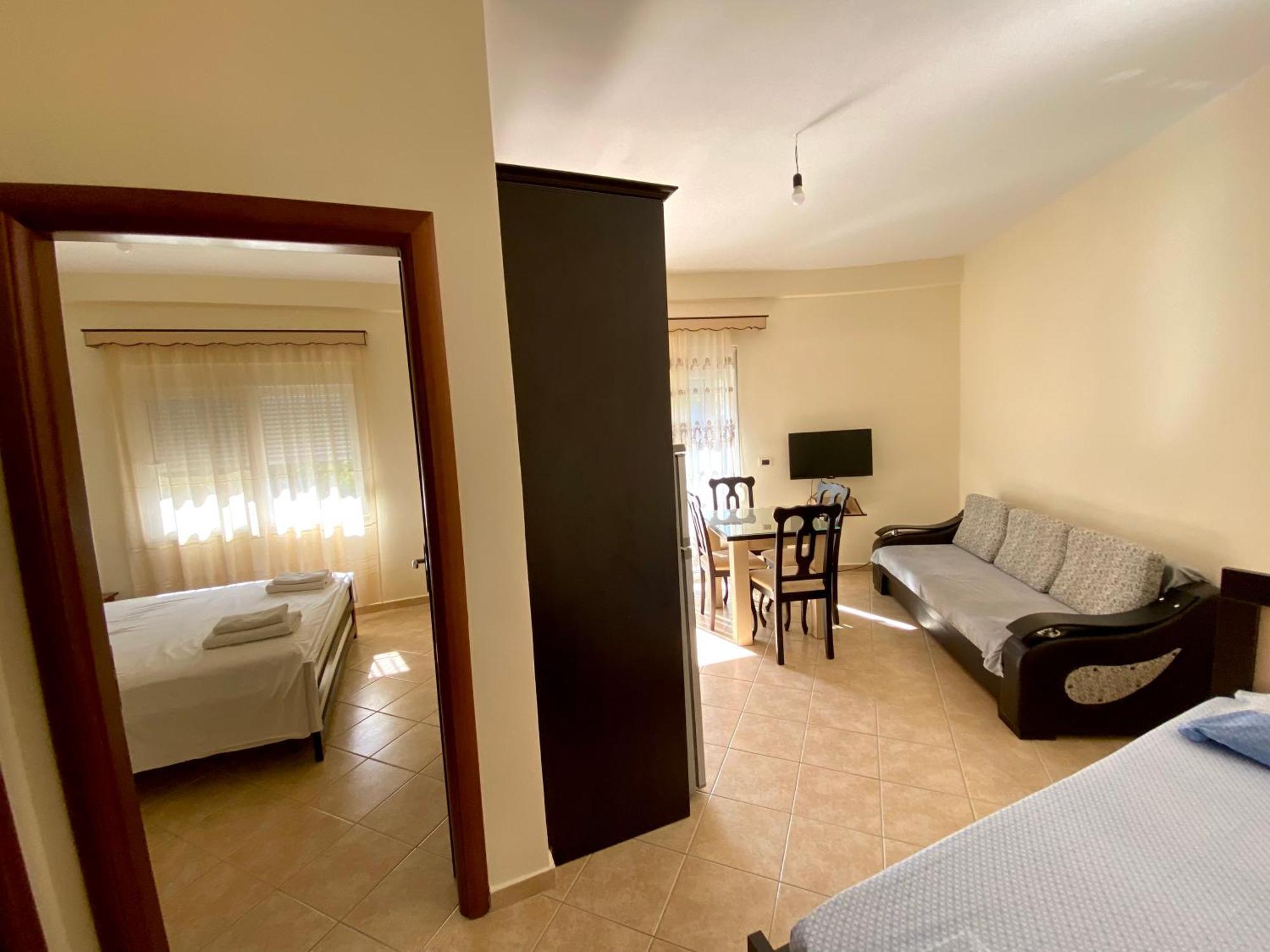 Onirana Apartments Borsh Room photo